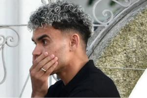 若塔离世7天昨日弥撒仪式,迪亚斯、阿利森等人出席